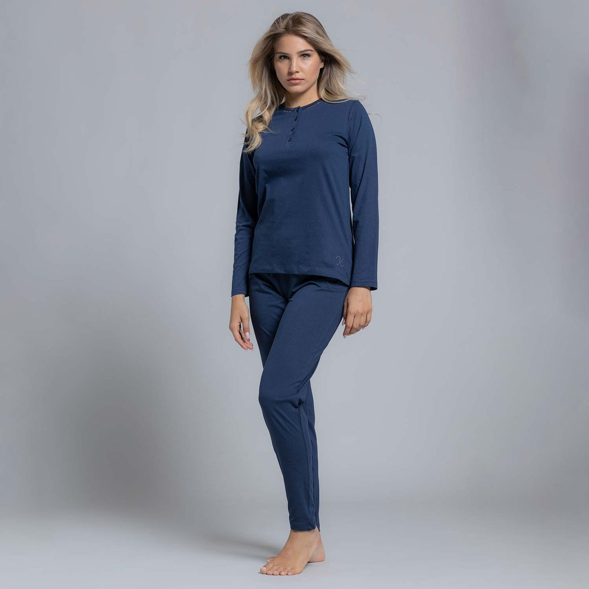 Pigiama donna lungo scollo serafino in cotone Biancaluna 26D21652