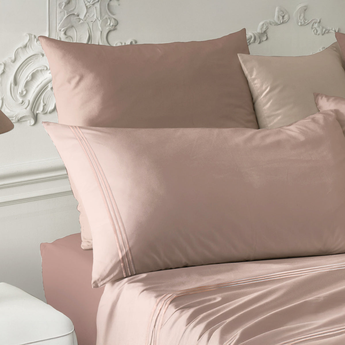 Completo Letto Matrimoniale con ricamo laterale 100% cotone Laura Biagiotti Florie