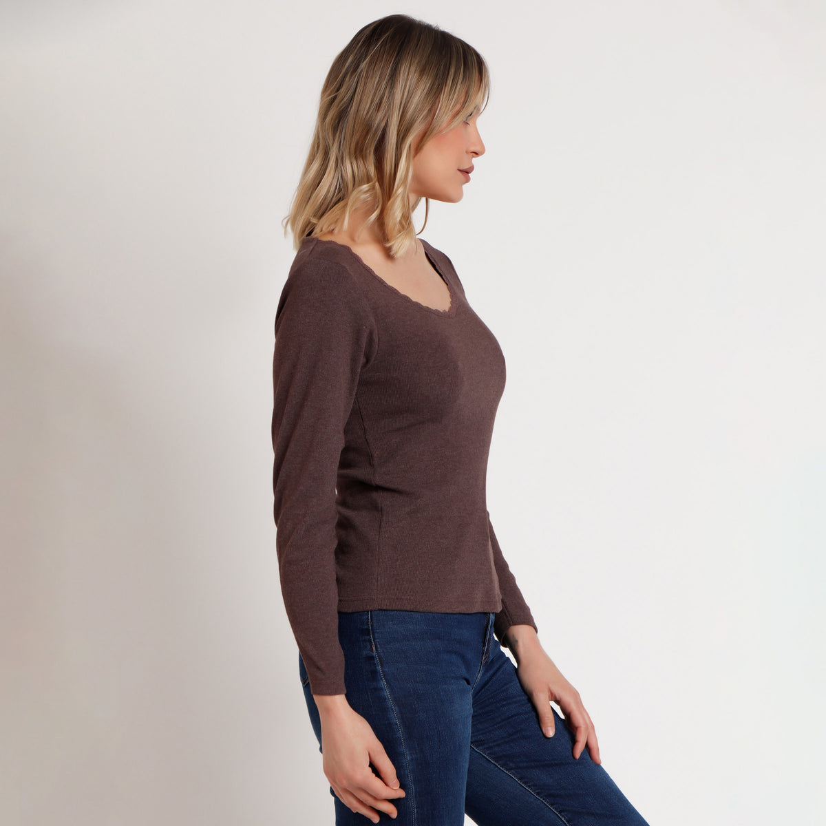 Maglia donna con scollo a V e merletto femminile Admas 43562