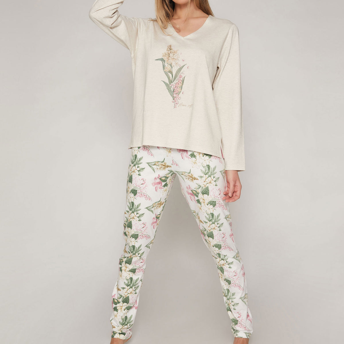 Pigiama donna Admas 55811 lungo stampa fiori beige
