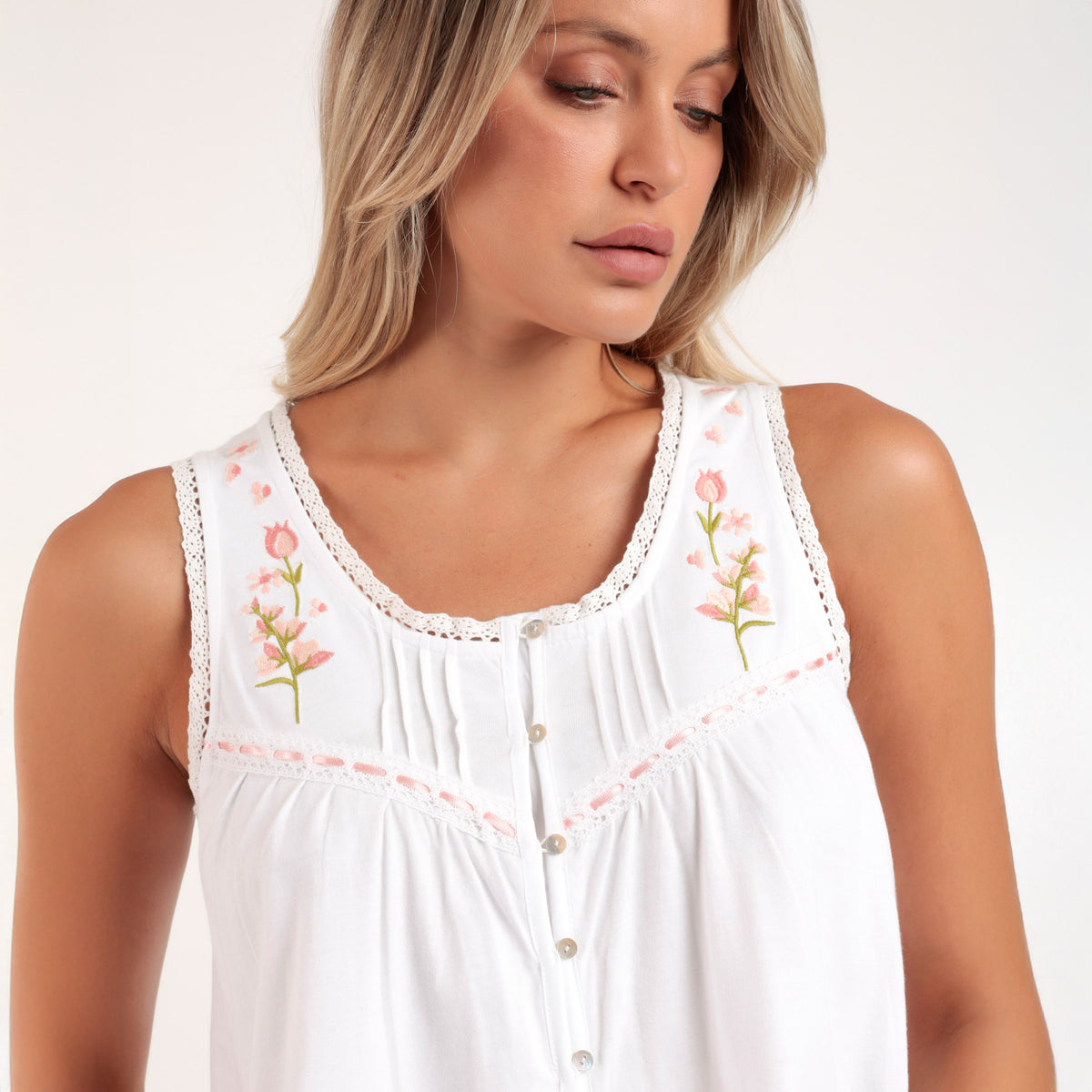 Camicia da notte cotone con pizzo e ricami floreali Admas 61339