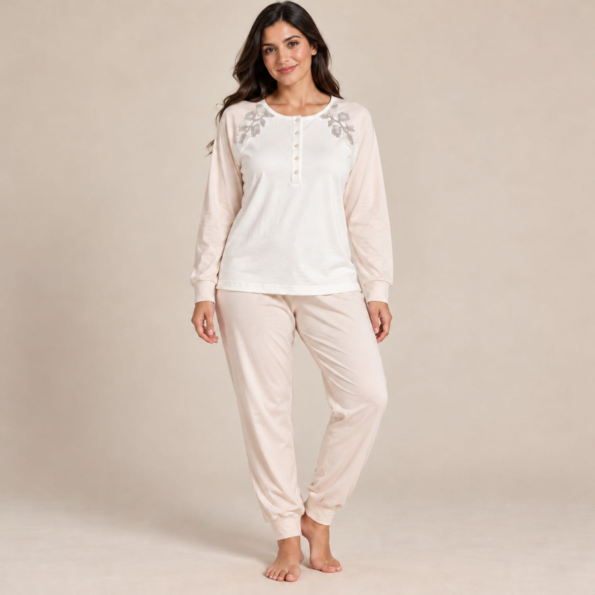 Pigiama donna caldo cotone scollo serafino con ricami Lunatica 62118
