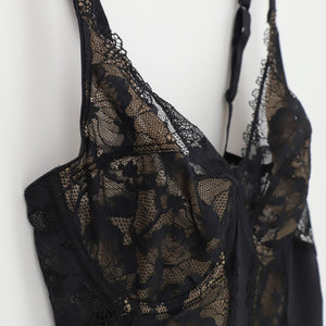 Body Lepel 704 a balconcino con ferretto coppa C in pizzo