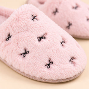 Pantofole in eco pelliccia con fiocchetti Noidinote PF3295