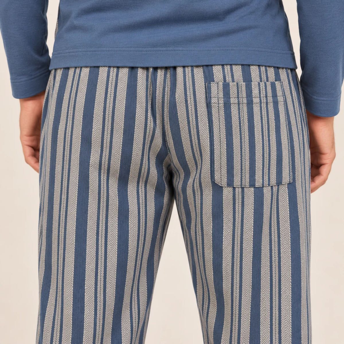 Pigiama uomo in caldo cotone scollo serafino Ragno UA73NU