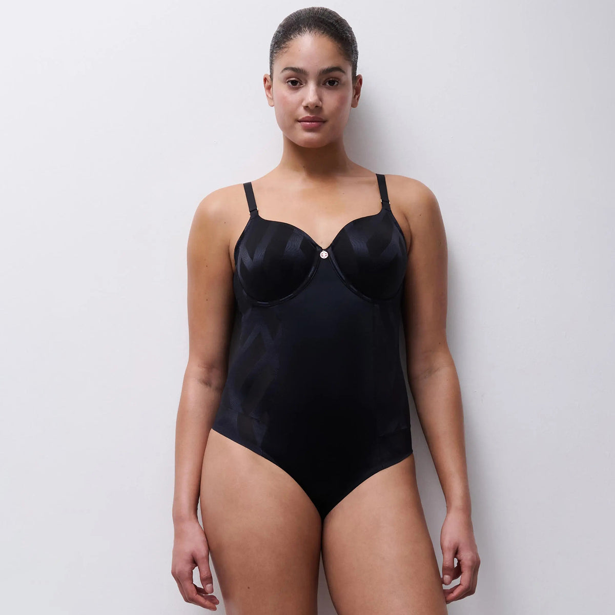 Body contenitivo con ferretto Chantelle C15XR0