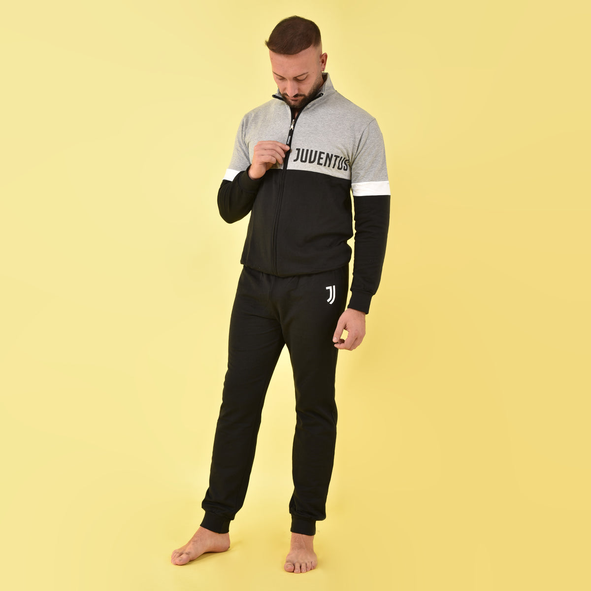 Pigiama con zip Juventus felpato a collo alto B2JU14133 grigio