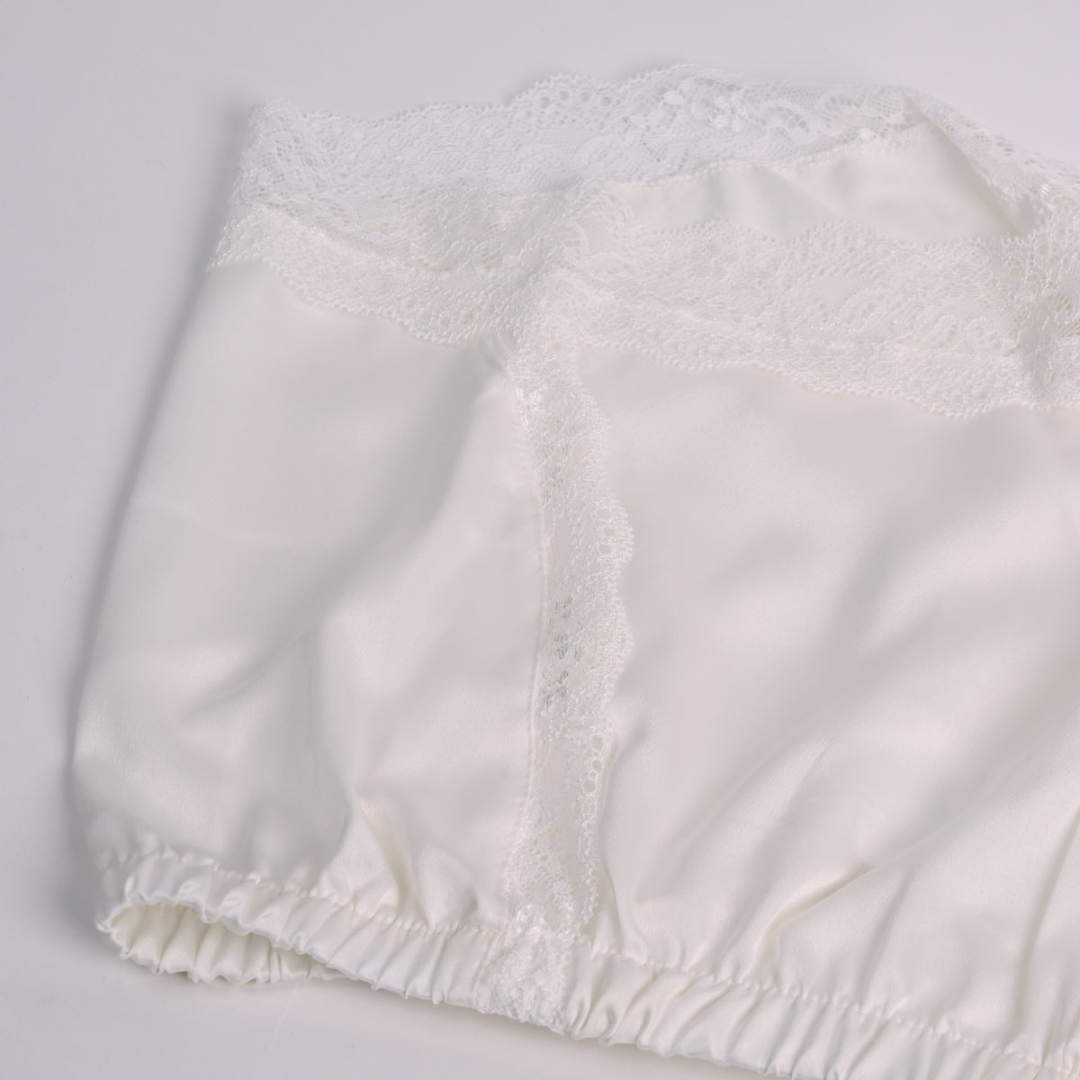 Pigiama top + shorts+ elastico panna in raso e pizzo Irge 1577