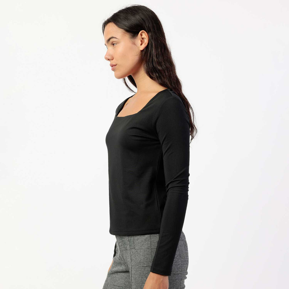 Maglia donna morbida scollo quadrato Admas 43684