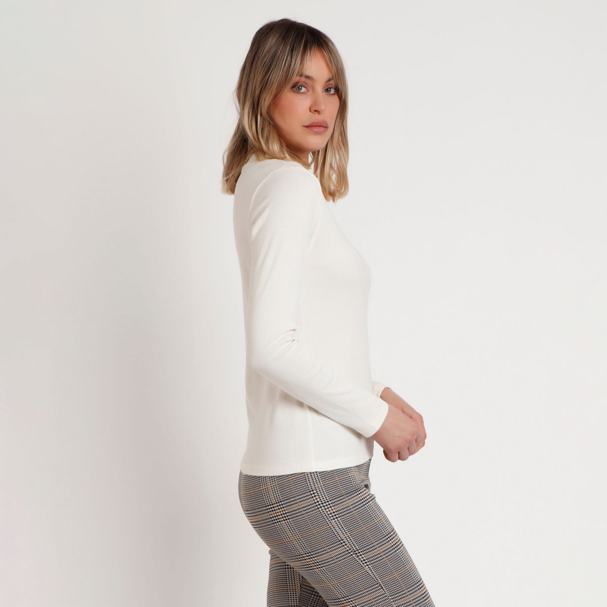Maglia donna a costine con scollo a v Admas 43559