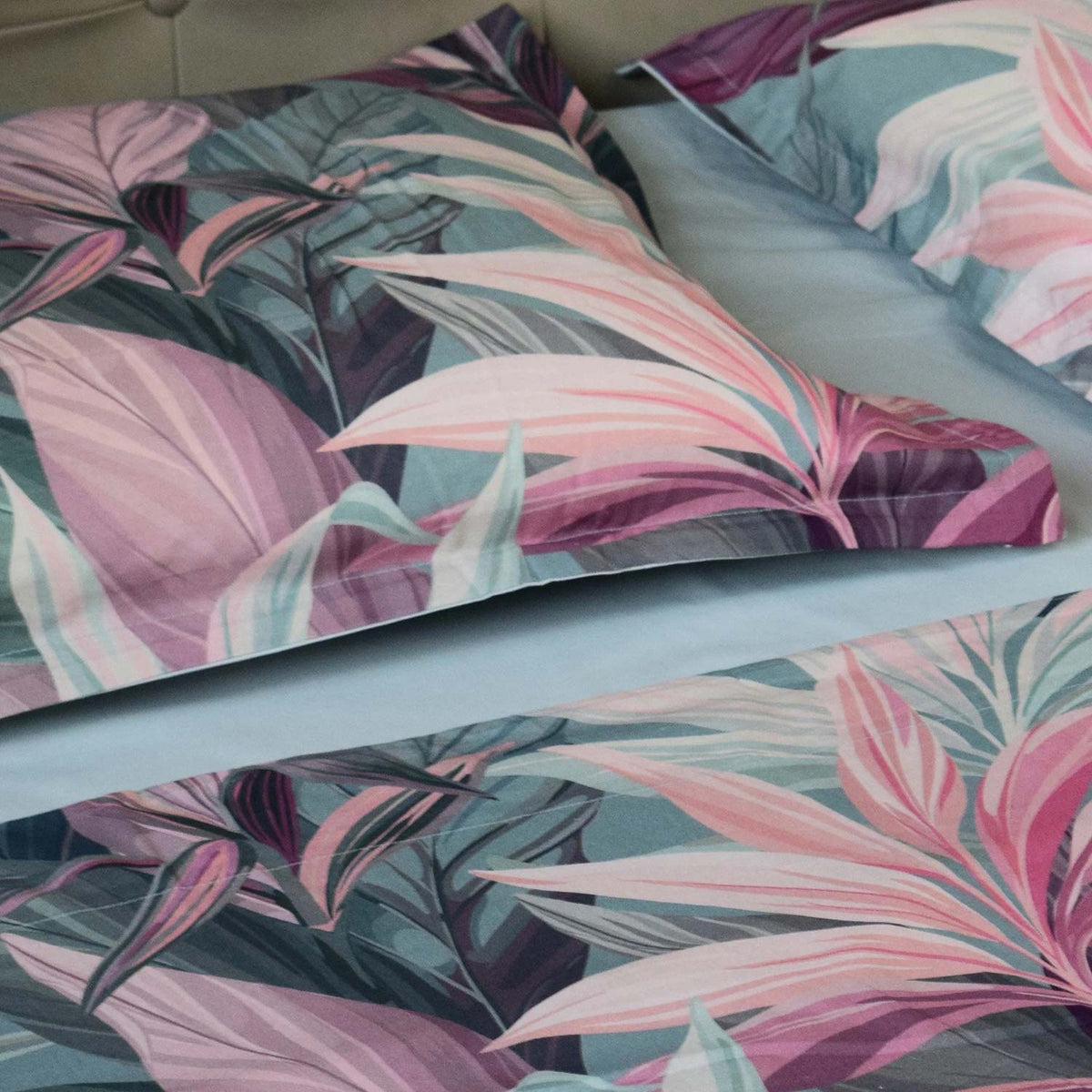 Completo letto in percalle 100% cotone Enrico Coveri Leda