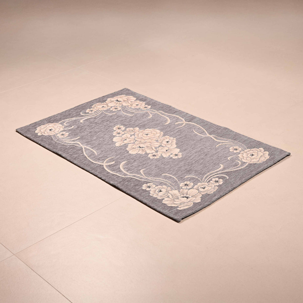 Tappeto floreale in jacquard ciniglia Incanto Clasik Zambaiti