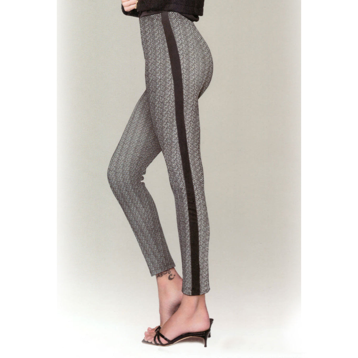 Leggings moda Jadea elasticizzato 4279 spigato