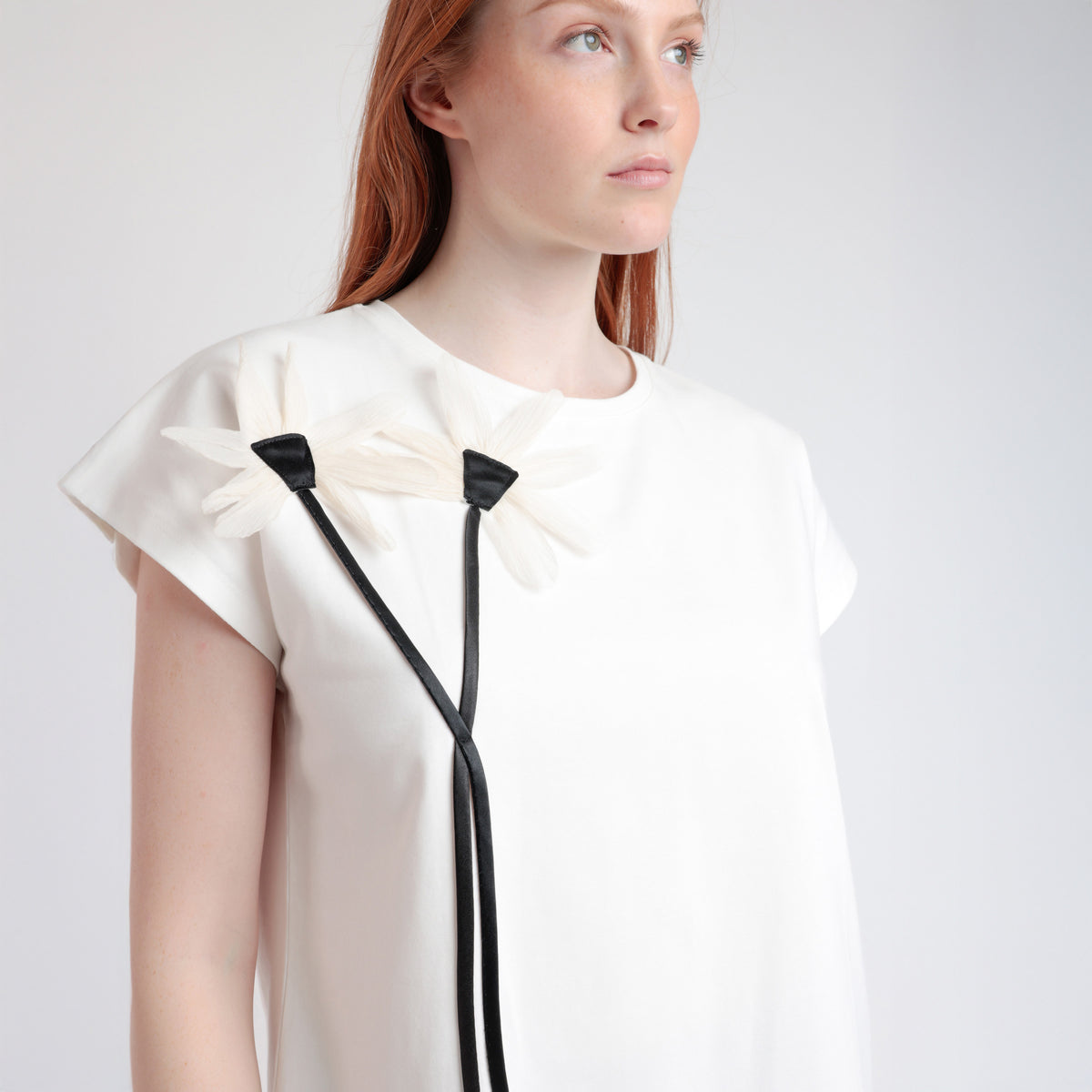 Maglia Donna con fiore 3D in cotone Admas 43643
