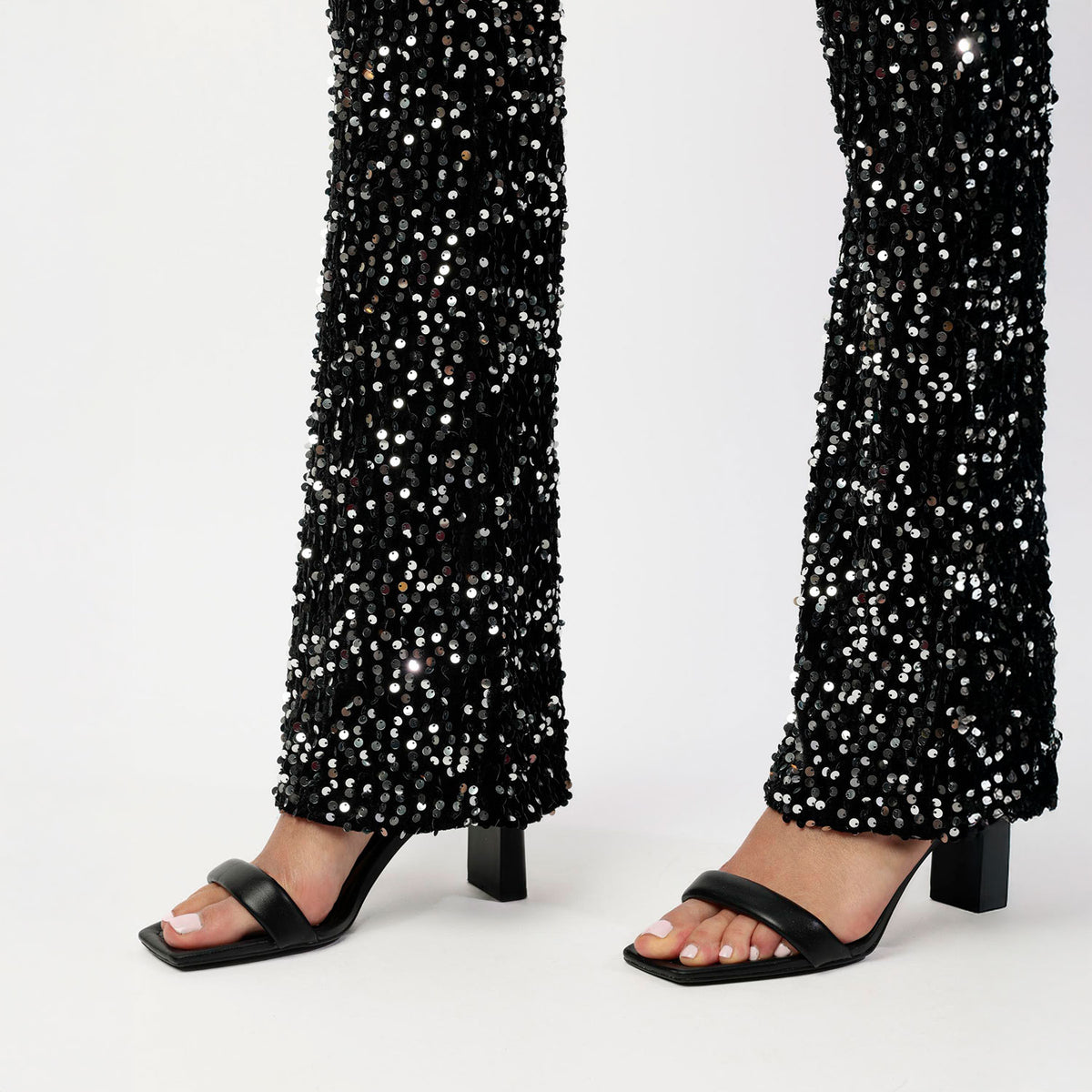 Pantalone donna a zampa con paillettes Admas 49214