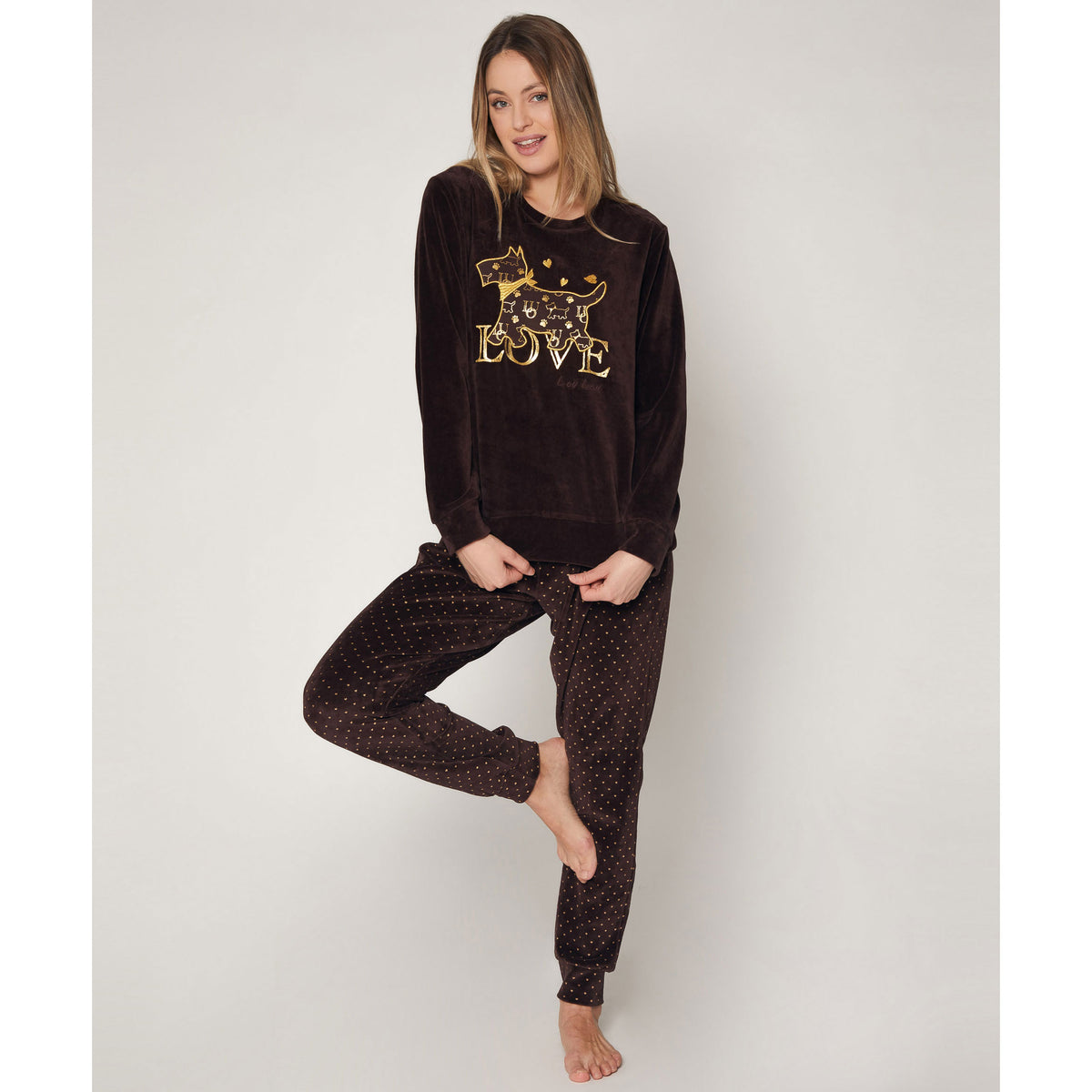 Pigiama donna cane e cuori oro ricamato in velluto marrone Admas 55853