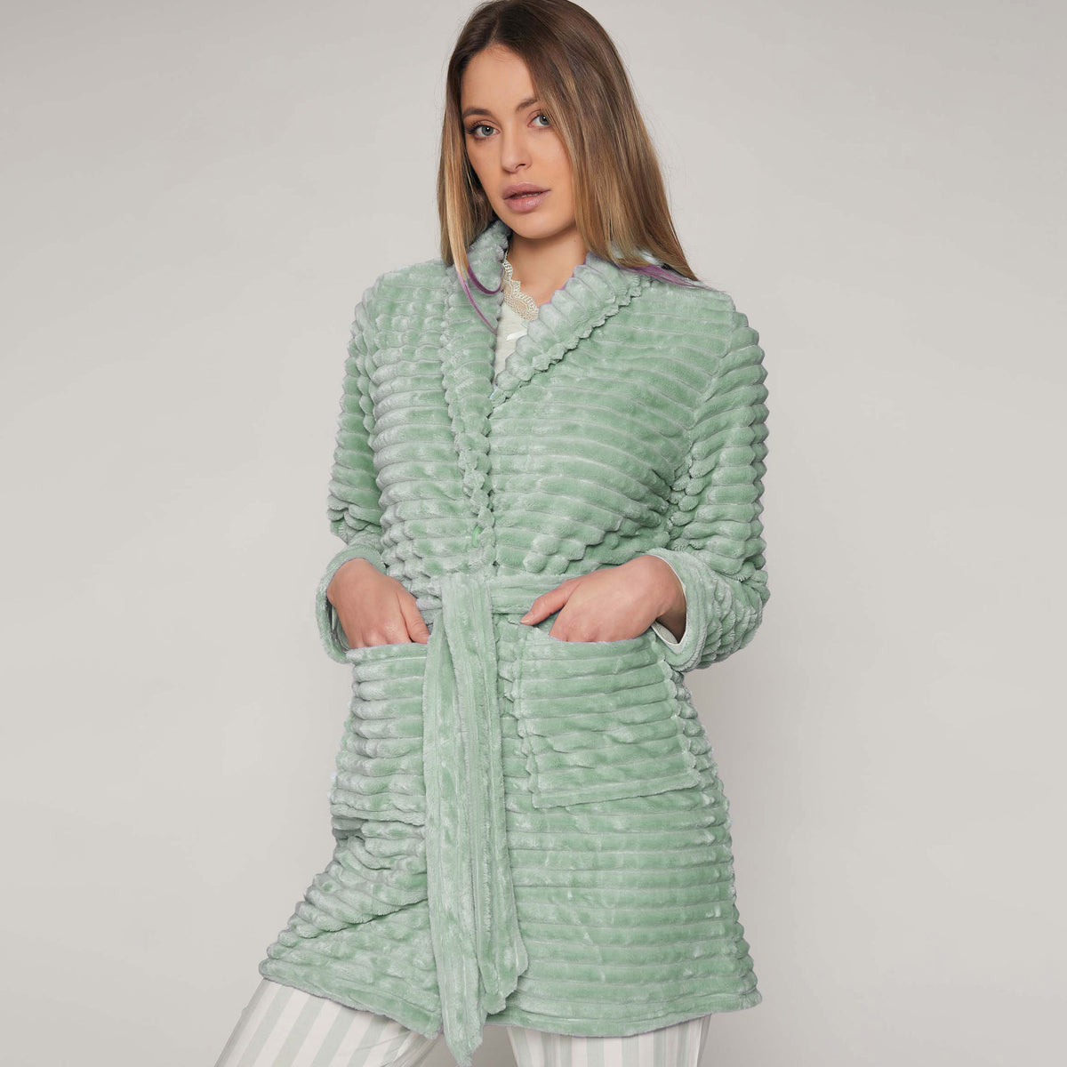 Vestaglia donna con bottoni calda Admas 57325 pile coral verde