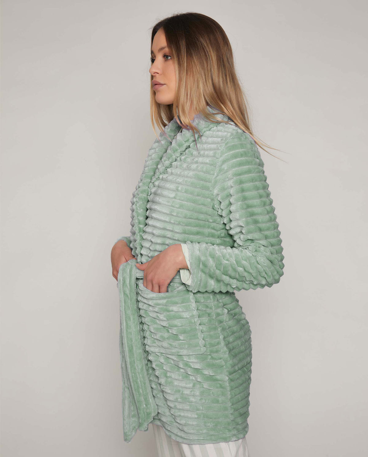 Vestaglia donna con bottoni calda Admas 57325 pile coral verde