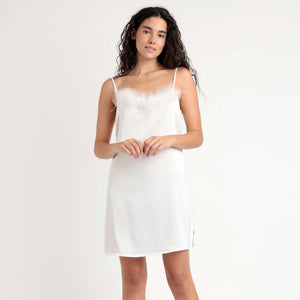 Camicia da notte in raso dettagli piume Admas 61322