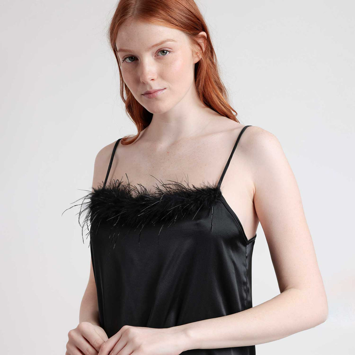 Camicia da notte in raso dettagli piume Admas 61322