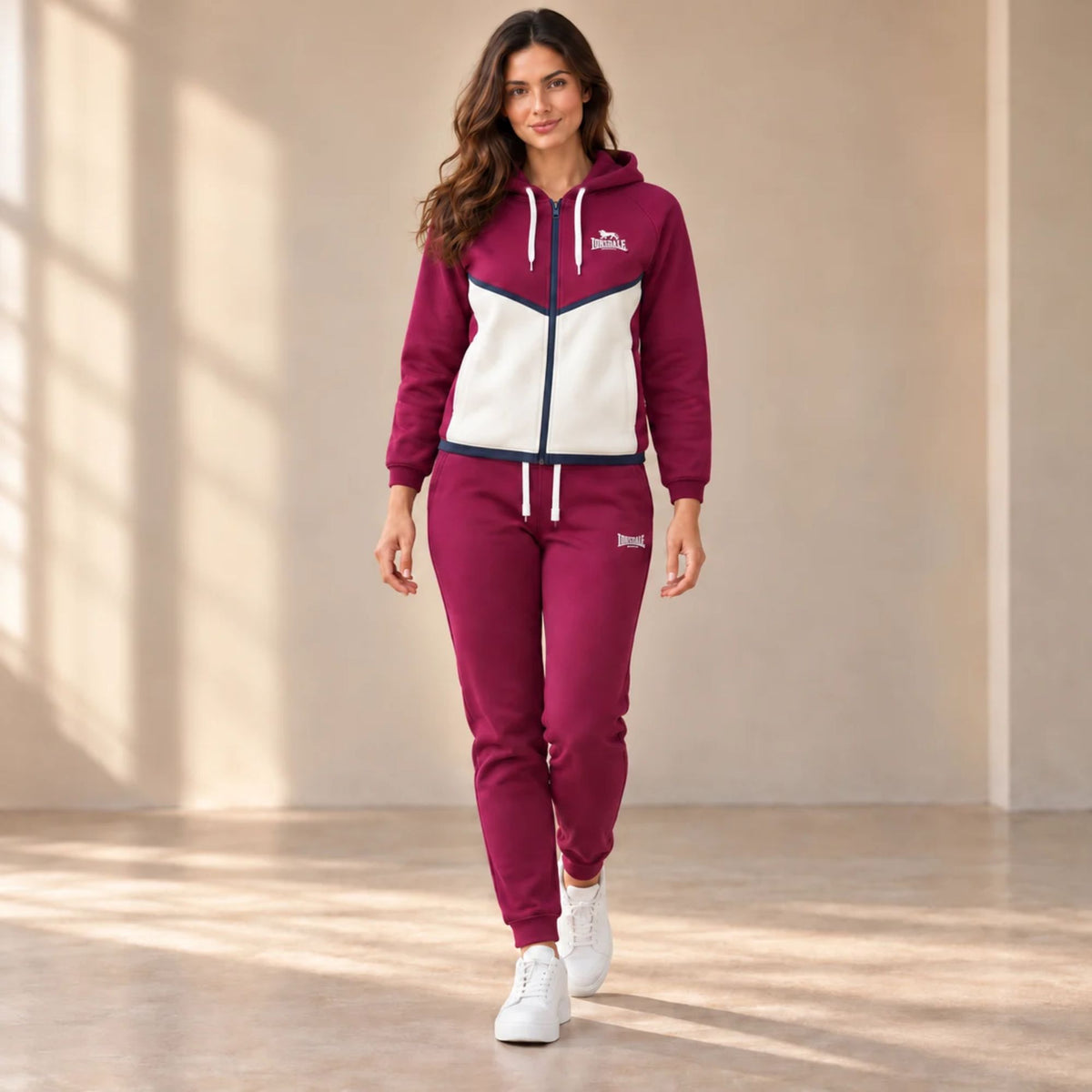 Tuta donna in felpa garzata con cappuccio Lonsdale LODAI26264