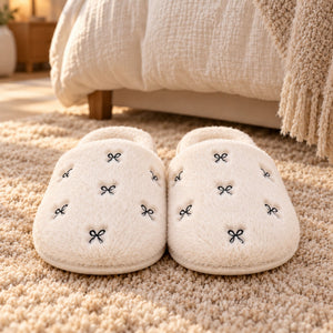 Pantofole in eco pelliccia con fiocchetti Noidinote PF3295
