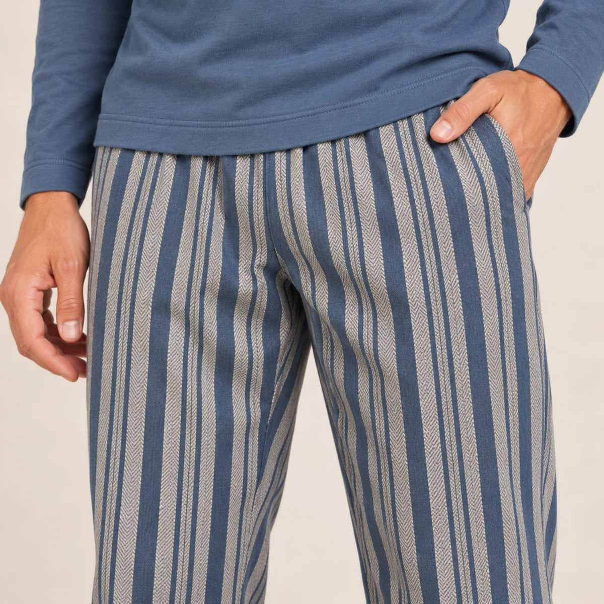 Pigiama uomo in caldo cotone scollo serafino Ragno UA73NU