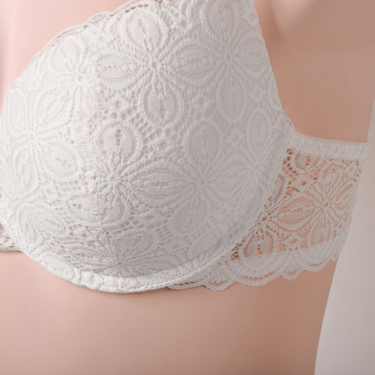 Reggiseno infiore push up ferretto e pizzo art. 900 