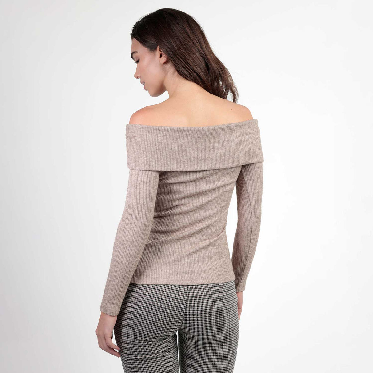 Maglia donna a coste con scollo a spalle scoperte Admas 43663