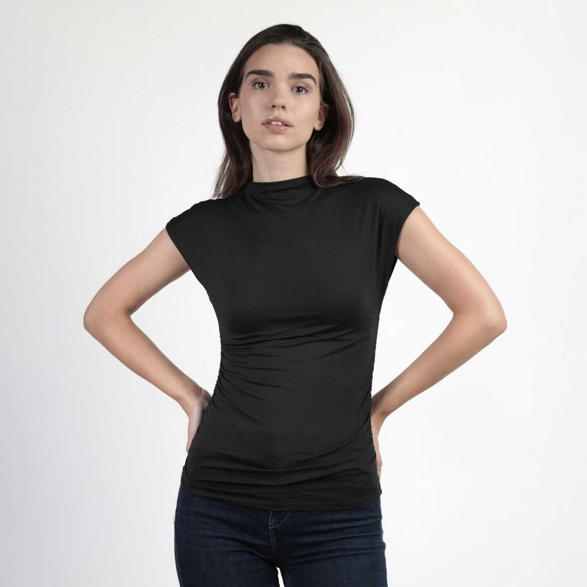 Maglia donna maniche corte e collo alto Admas 43676