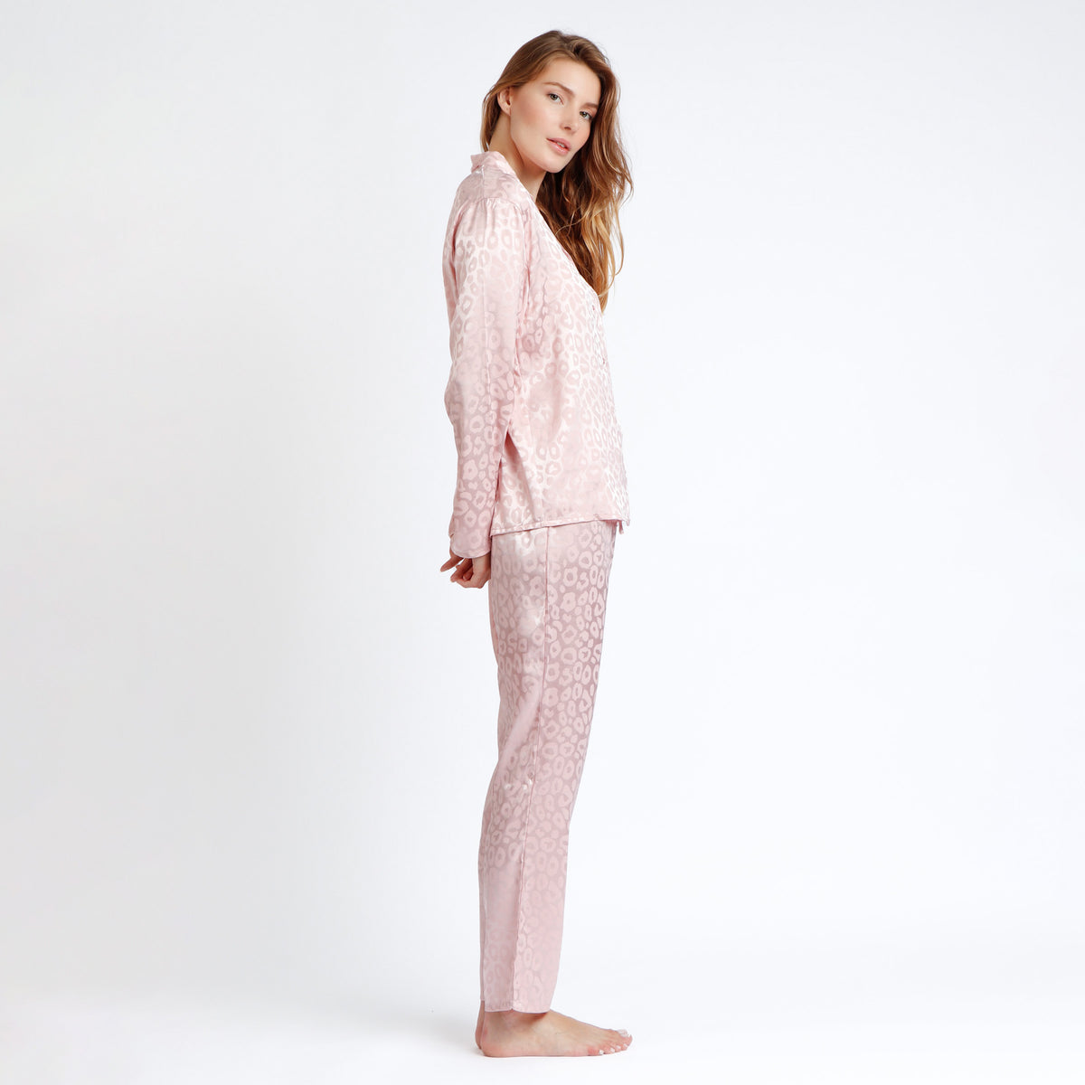 Pigiama donna in raso leopardato rosa aperto Admas 56173
