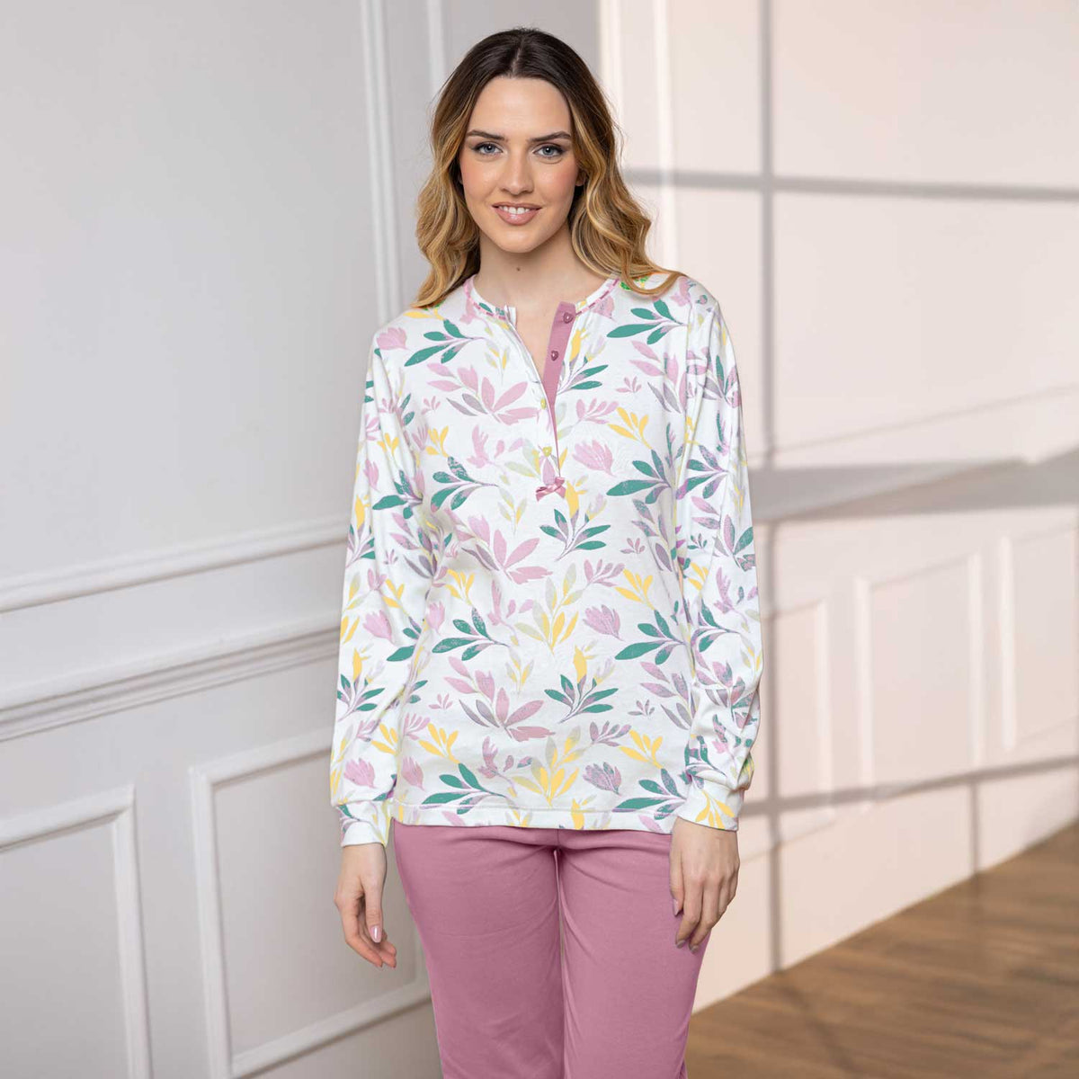 Pigiama donna a fantasia scollo serafino Irge IRI2459