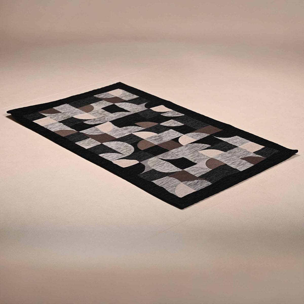 Tappeto arredo in jacquard di ciniglia base antiscivolo Incanto Loop Zambaiti