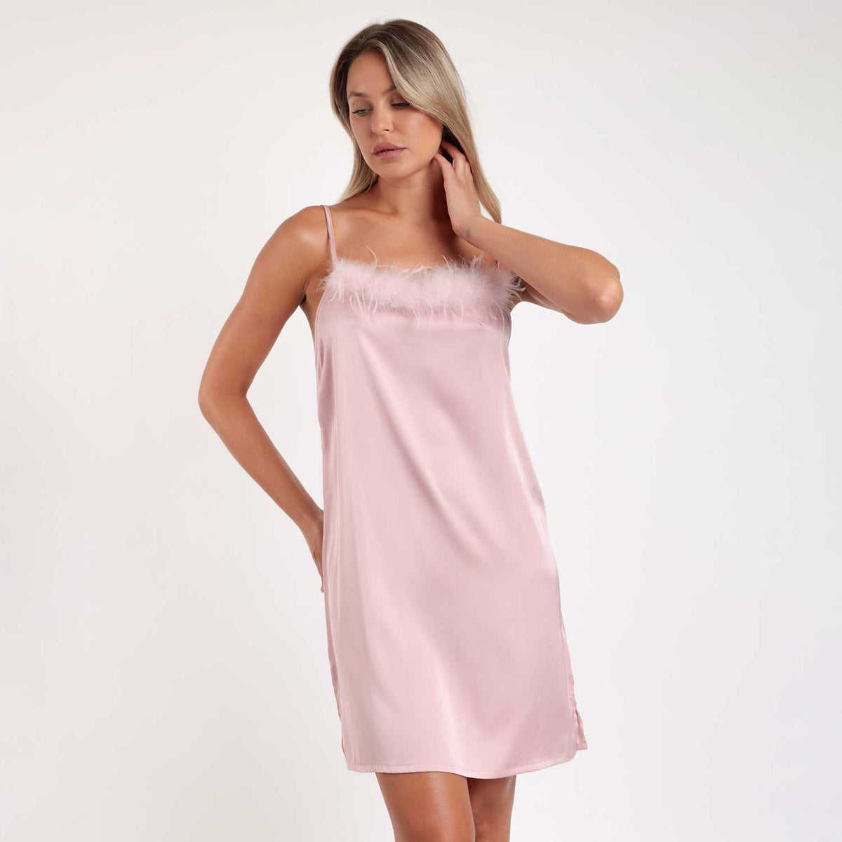 Camicia da notte in raso dettagli piume Admas 61322