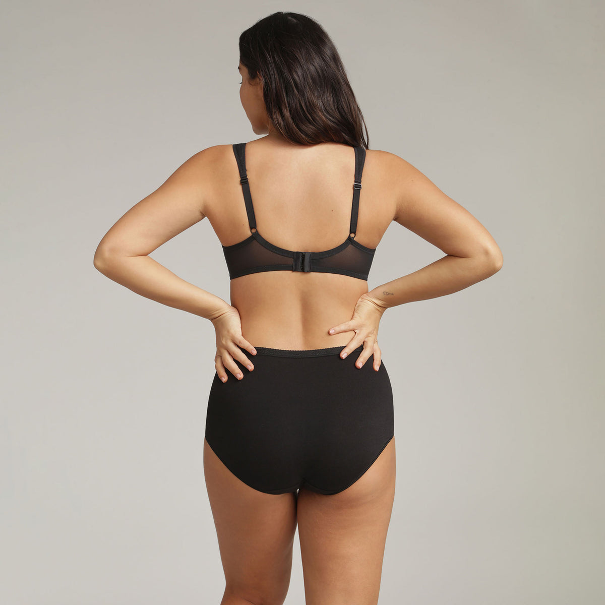 Reggiseno con ferretto Shaping Minimizer P01P4 Playtex