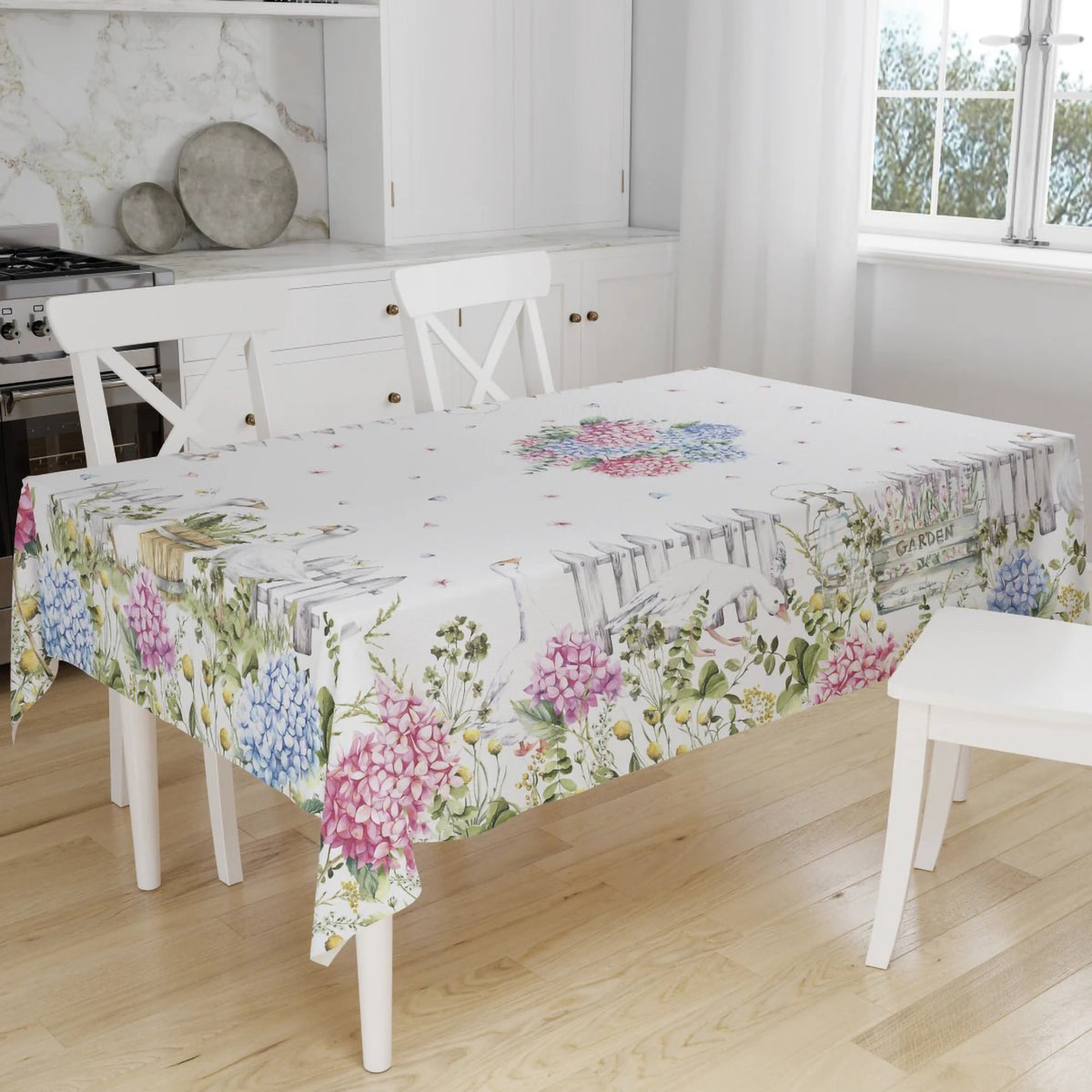 Tovaglia 100% cotone con ortensie e paperelle Vingi Tiffany dis. 25