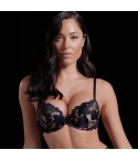 Reggiseno push-up in pizzo coppe imbottite graduate e ferretto Love and Bra Rihanna