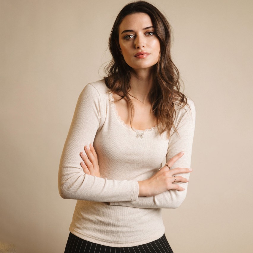 Maglia donna con scollo a V e merletto femminile Admas 43562