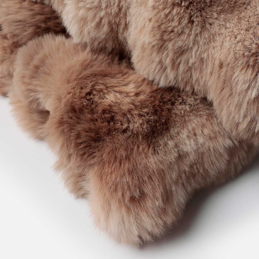 Coperta in eco-pelliccia caldissima Admas 69106