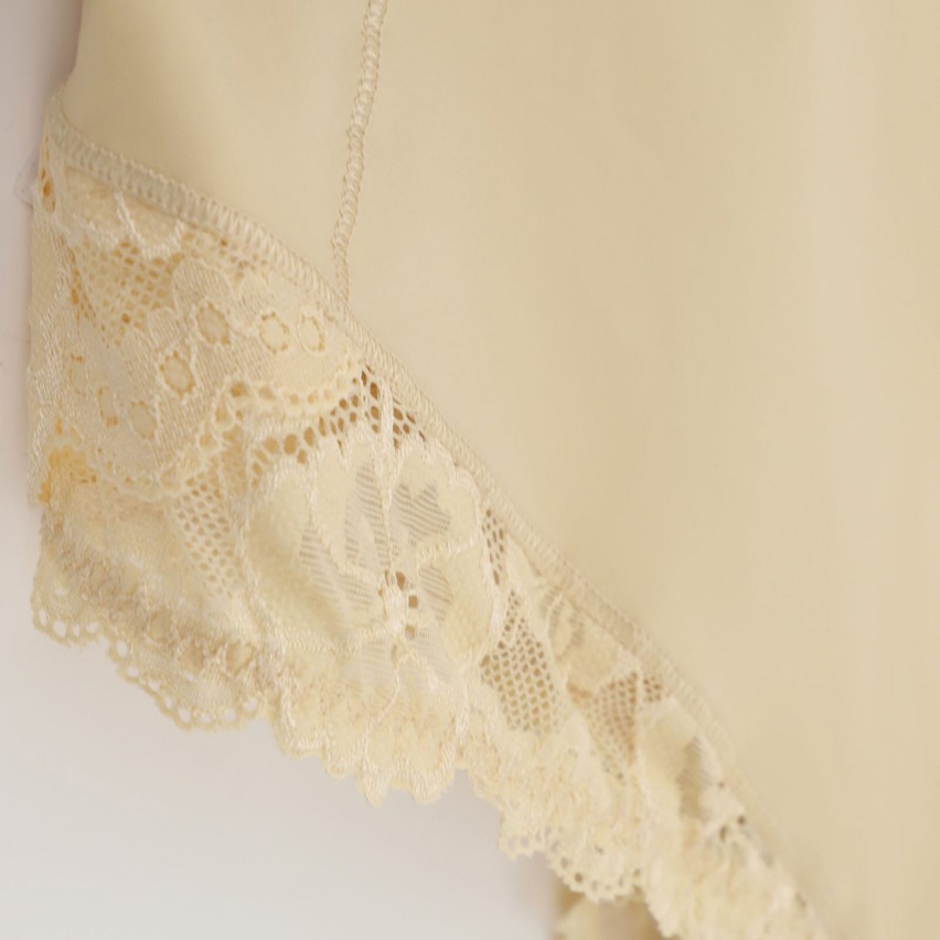 Body contenitivo senza ferretto Lepel 254 in pizzo
