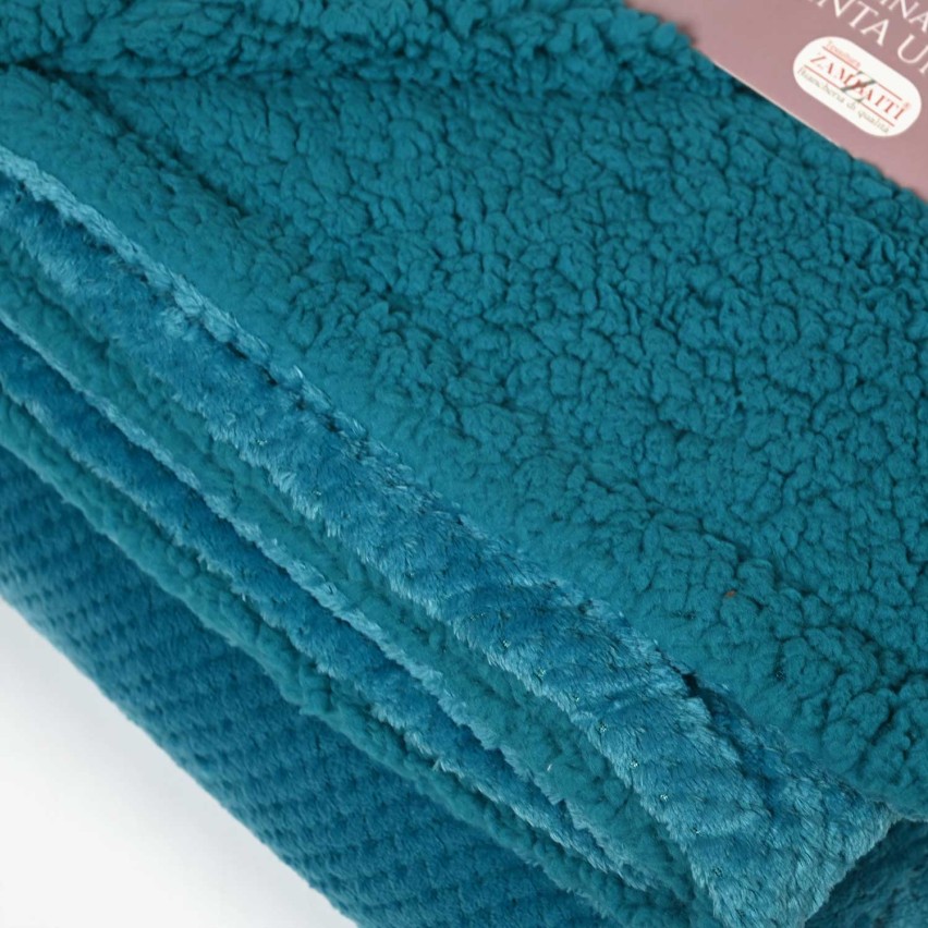 Coperta lavorazione Jacquard e sherpa Zambaiti Nana