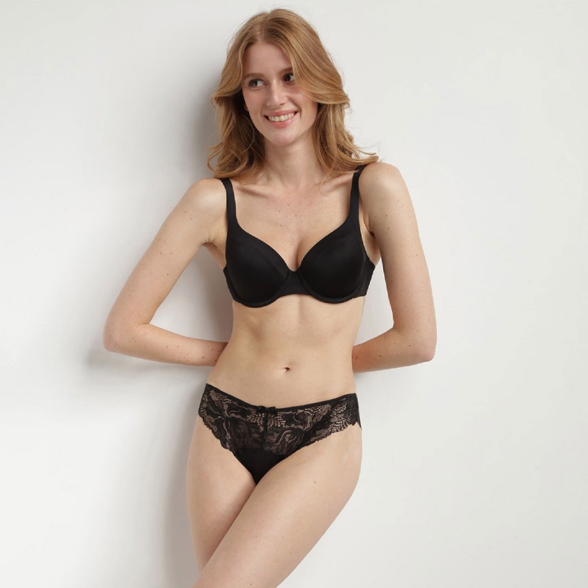 Slip donna pizzo e microfibra linea Generous Essentiel