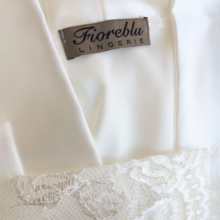 Kimono vestaglia in raso manica pizzo Fioreblu V730 