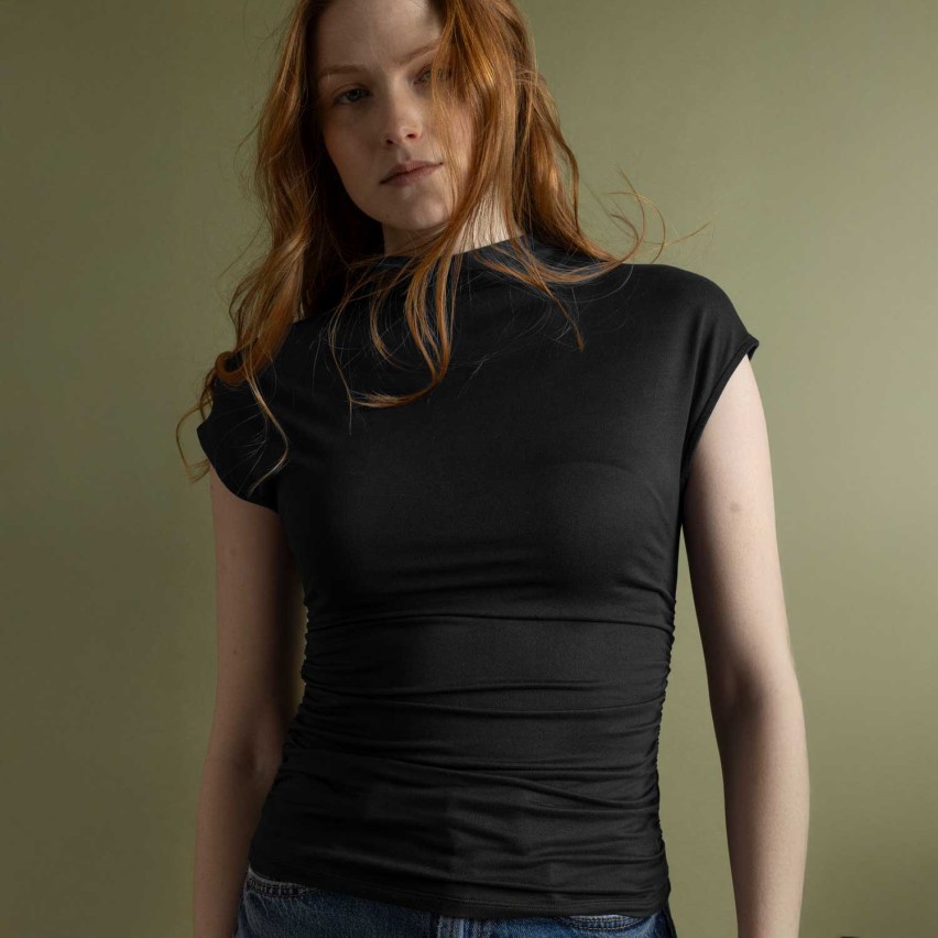Maglia donna maniche corte e collo alto Admas 43676