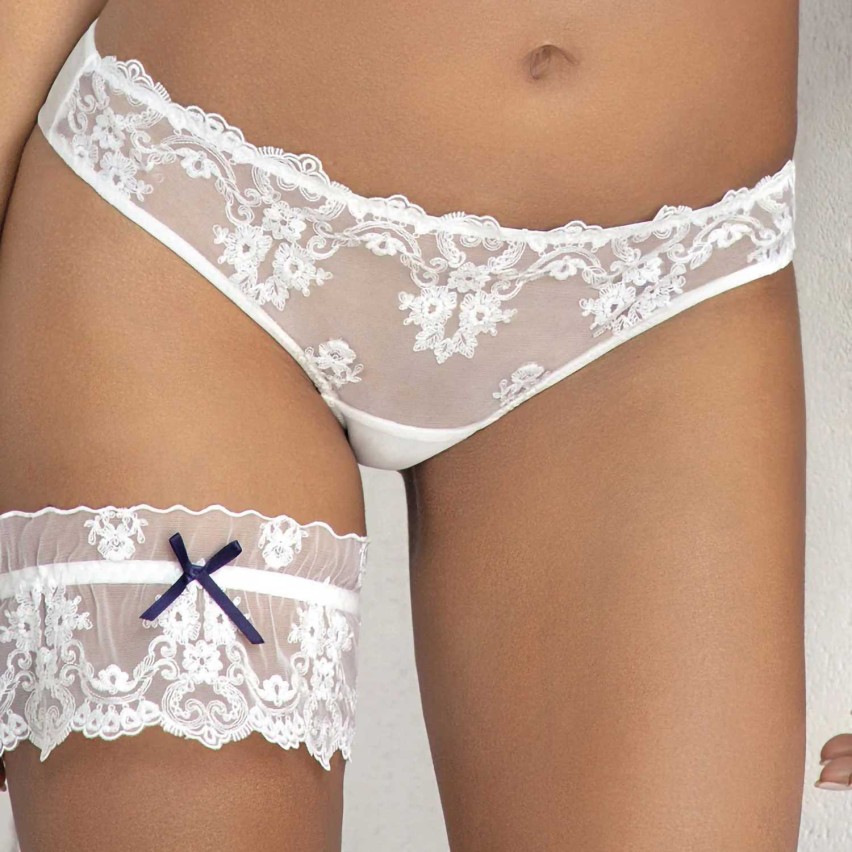 Brasiliana Sièlei 1947 glam in sensuale pizzo e tulle