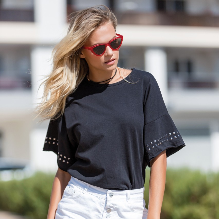 Maglia donna t-shirt Jadea 4151 in cotone con borchie