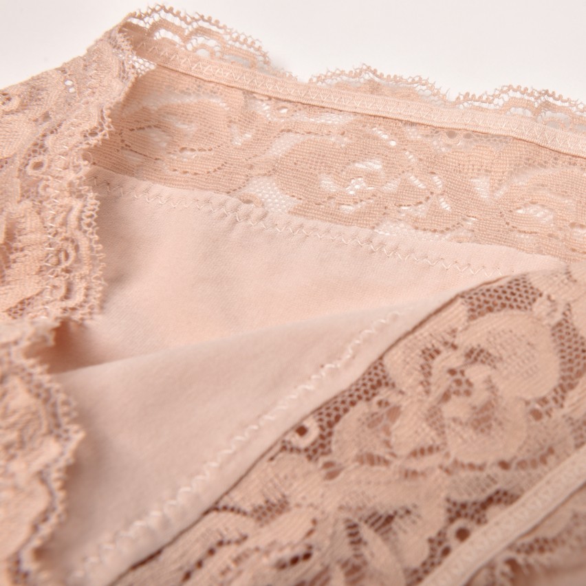 Slip Love And Bra Diana con pizzo floreale