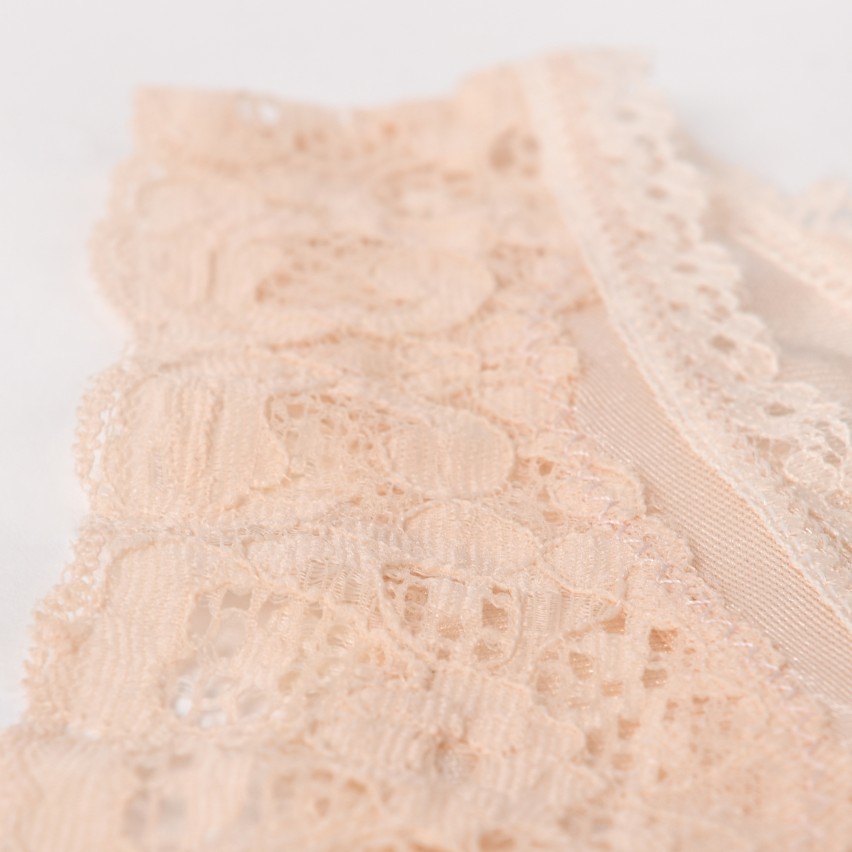 Sottoveste spalla larga Andra 84 scollo pizzo